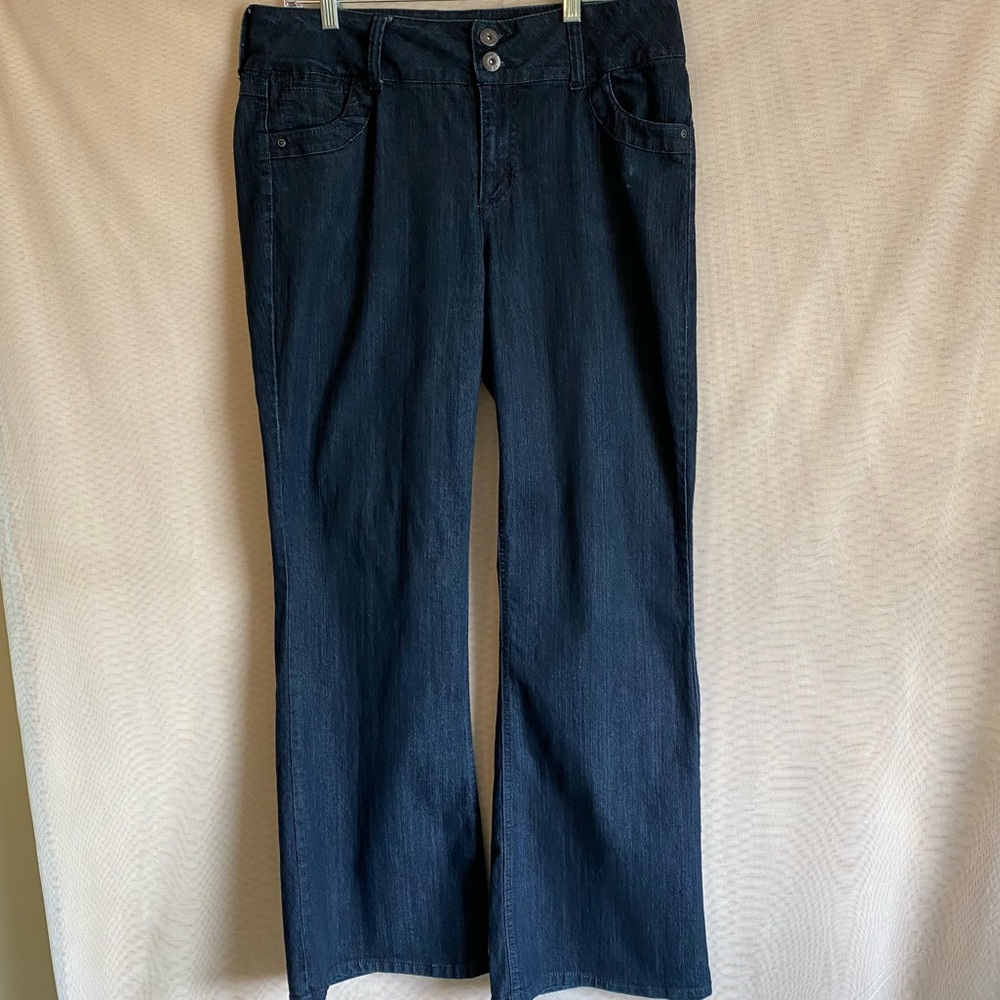 Ashley Stewart jeans, bootcut size 14 / 33” dark washed stretched denim
